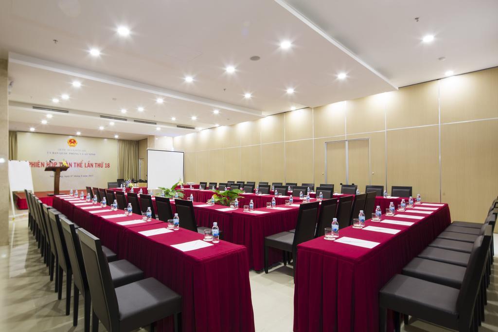 Dendro Gold Hotel Нячанг Екстер'єр фото