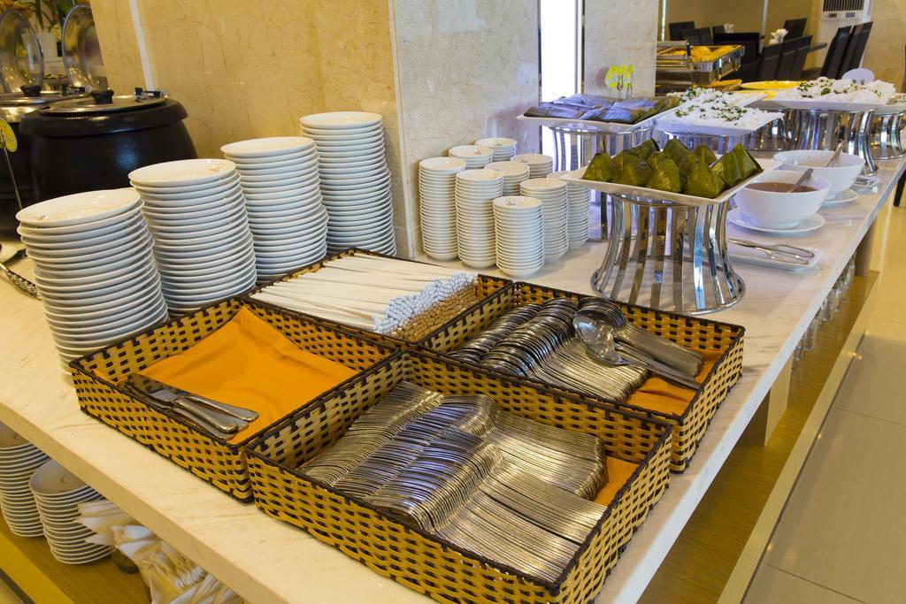 Dendro Gold Hotel Нячанг Екстер'єр фото