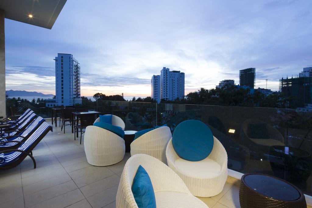 Dendro Gold Hotel Нячанг Екстер'єр фото
