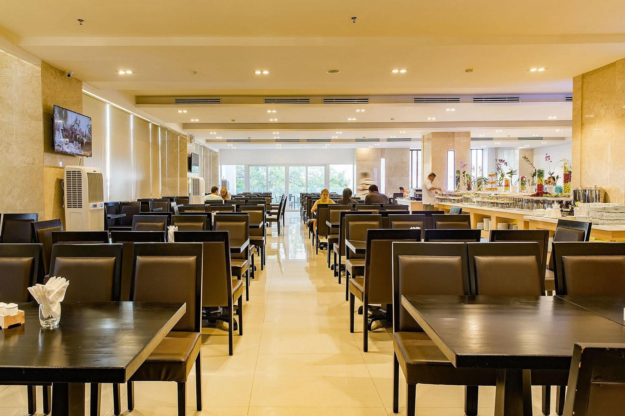 Dendro Gold Hotel Нячанг Екстер'єр фото